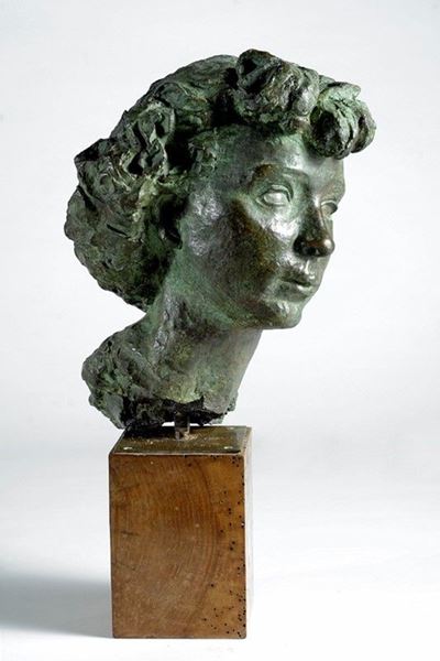 Testa di Giovane Donna