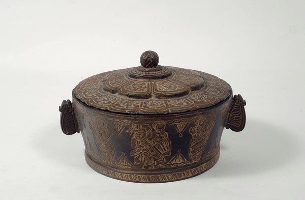 Vaso con coperchio