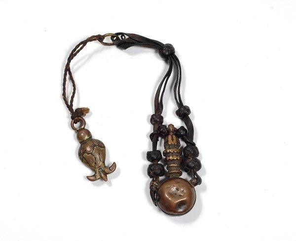 Fiaschetta per abluzioni rituali  - Auction Arte orientale - I - Galleria Pananti Casa d'Aste