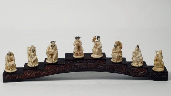 Gruppo di otto sculturine  - Auction Arte orientale - I - Galleria Pananti Casa d'Aste