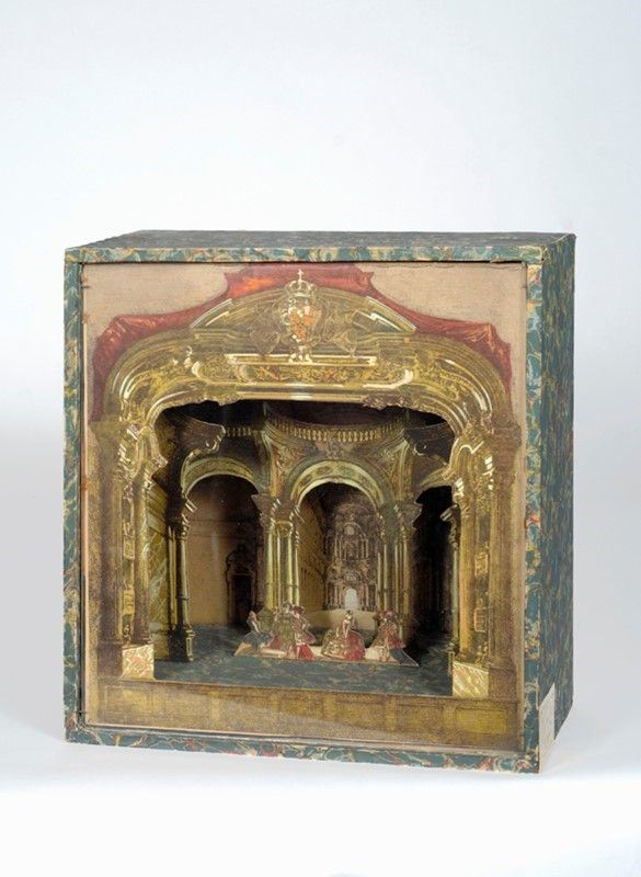 Teca con teatro  - Asta Dipinti dal XV al XX sec. e oggetti di antiquariato - Galleria Pananti Casa d'Aste