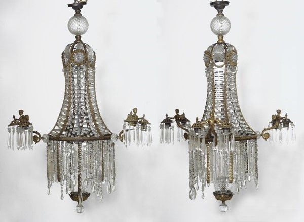 Coppia di lampadari a mongolfiera