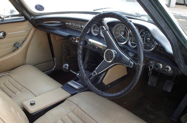 Volvo 1800 e