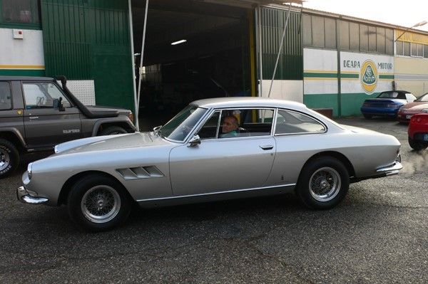 Ferrari 330 Gt 2+2