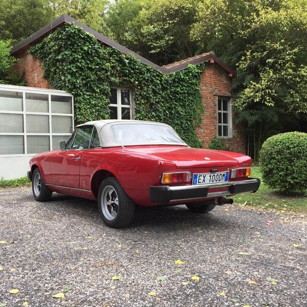 Fiat 124 Spider