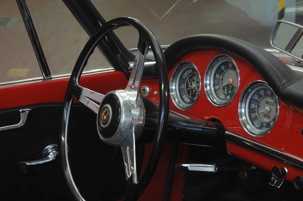 Alfa Romeo Giulia Spider 1600
