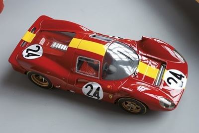 Modello Ferrari 330 P4 - 24 Ore le Mans 1967