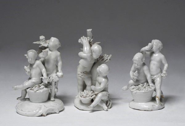 Coppie di Putti con Cesti di Frutta