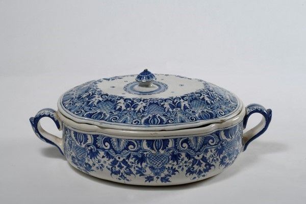 Coperchio di terrina  - Auction Antiquariato, mobili, porcellane e dipinti antichi - I - Galleria Pananti Casa d'Aste