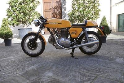 Ducati 750 S