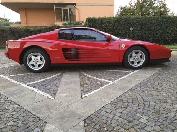 Ferrari Testarossa