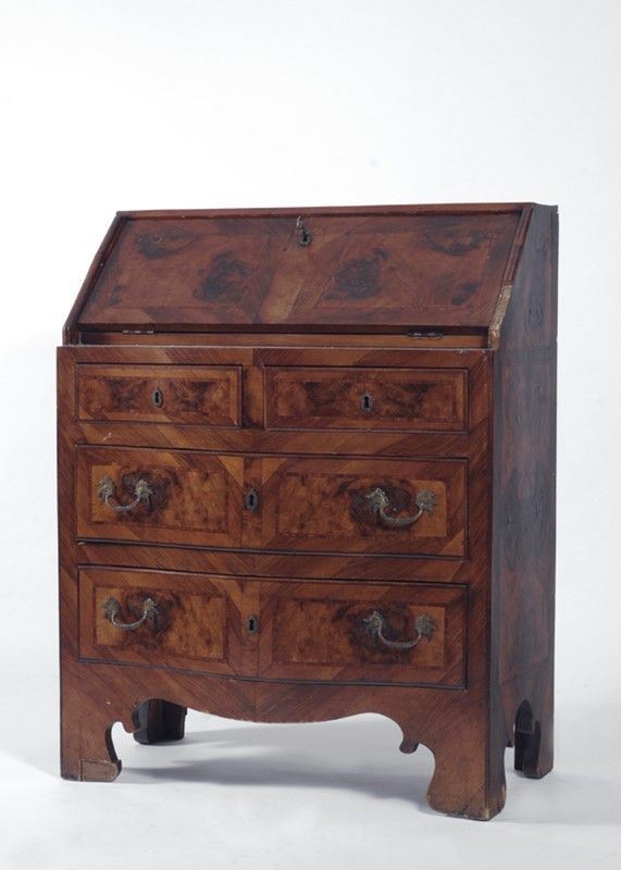 Ribalta stile Luigi XV  - Asta Antiquariato, mobili, porcellane e dipinti antichi - I - Galleria Pananti Casa d'Aste