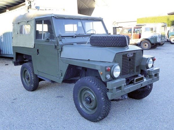 Land Rover 88 III serie &quot;Halfton&quot;