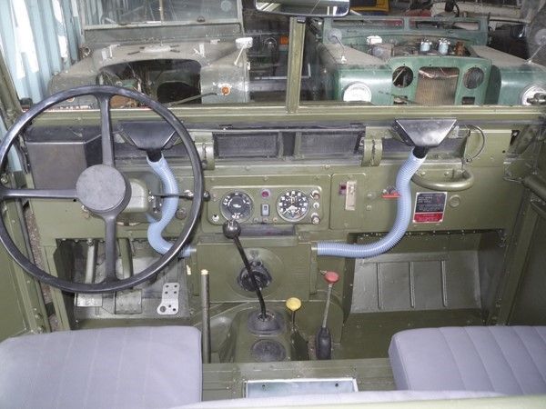 Land Rover 88 III Serie "halfton"
