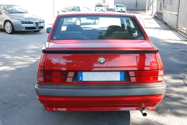 Alfa Romeo 75 3000 Quadrifoglio Verde