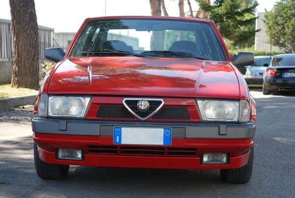 Alfa Romeo 75 3000 Quadrifoglio Verde
