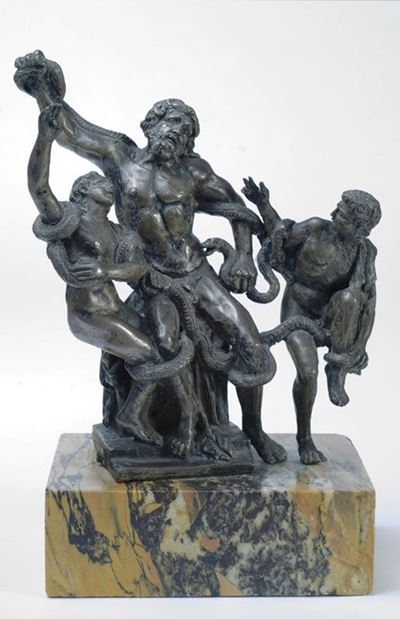 Scultore del XVIII secolo, Lacoonte in argento su base in marmo