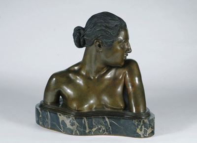 Ritratto di Anna, bronzo con base in marmo