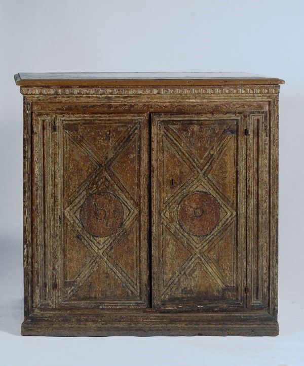 Credenza in noce dipinto, Siena, XVI secolo
