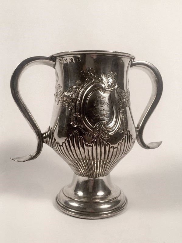 Coppa biansata  - Auction Antiquariato - I - Galleria Pananti Casa d'Aste