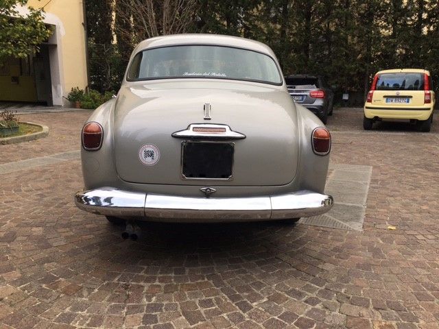 Alfa Romeo 1900 Super