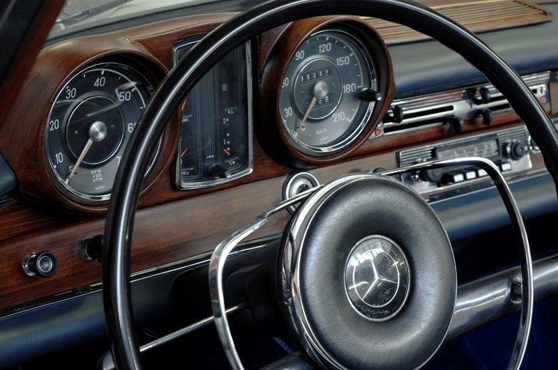 Mercedes Benz 220 Cabriolet