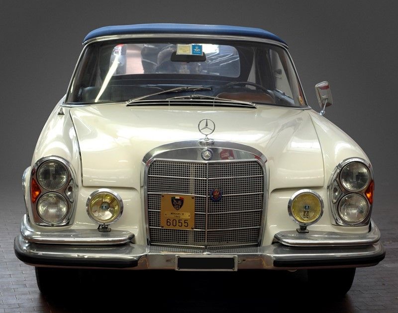 Mercedes Benz 220 Cabriolet