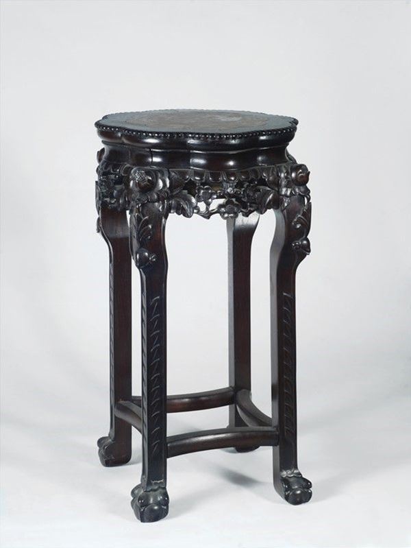 Base  - Auction FURNISHINGS AND OBJECTS - Galleria Pananti Casa d'Aste