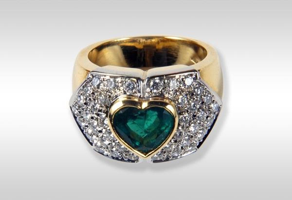Anello green heart  - Auction GIOIELLI - JEWELS - Galleria Pananti Casa d'Aste