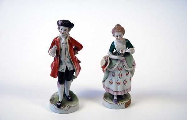 Due sculturine dama e cavaliere