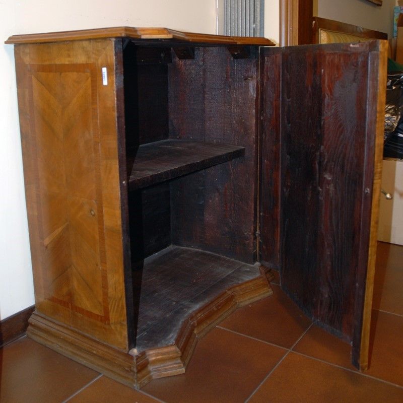 Credenza