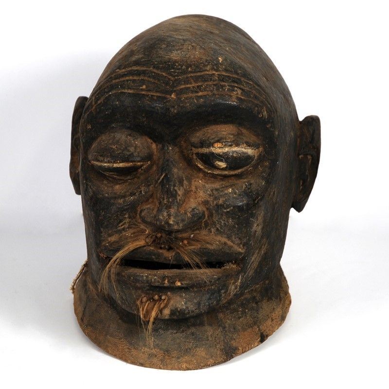 Maschera-casco “lipico”