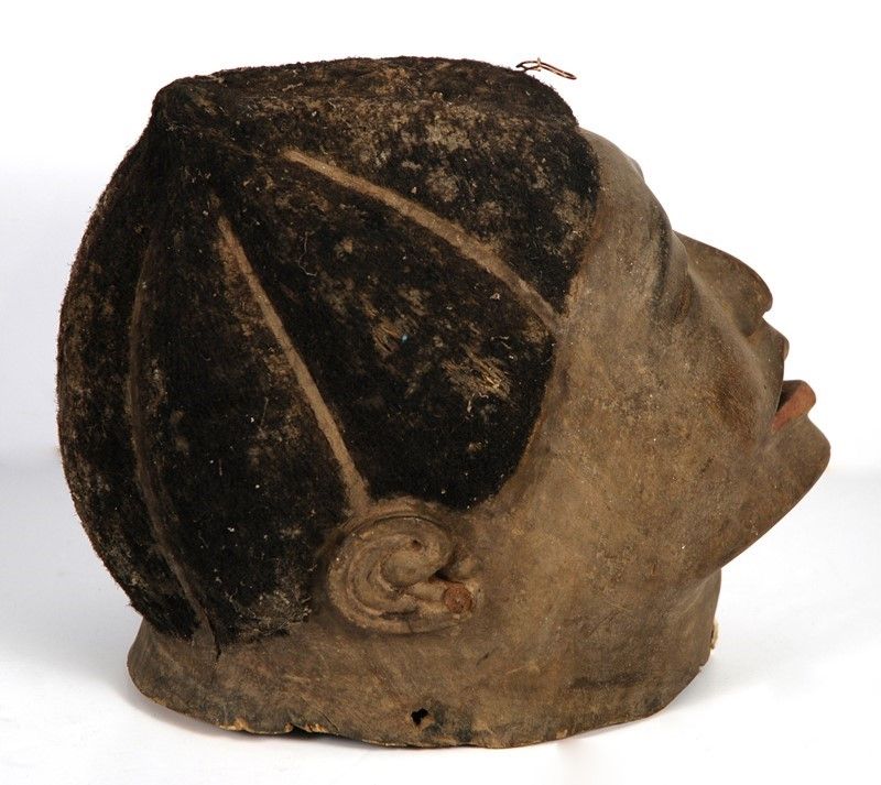 Maschera-casco “lipico”