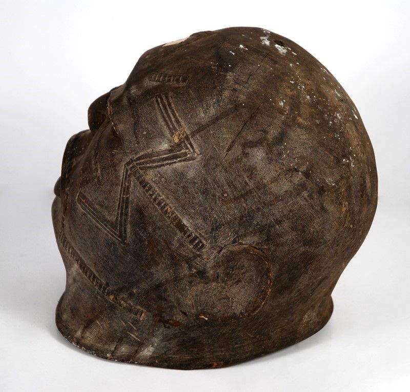 Maschera-casco “lipico”