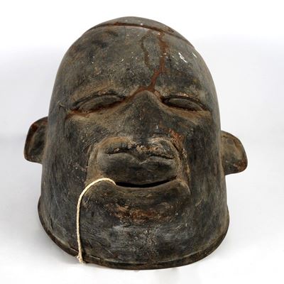 Maschera-casco “lipico”