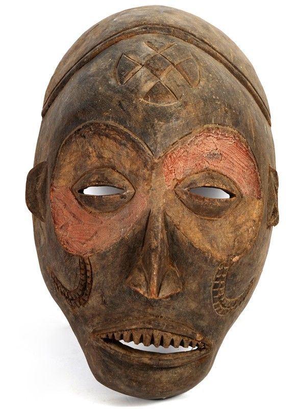 Maschera “mwana Pwo”