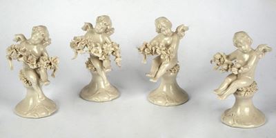 Lotto Composto da Quattro Sculturine con Putti