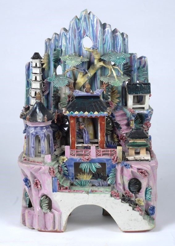 Modello di Tempio con figura  - Auction Antiquariato e Arte orientale - I - Galleria Pananti Casa d'Aste