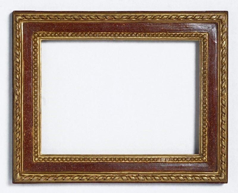 Cornice Neoclassica