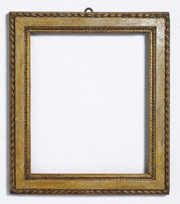 Cornice Neoclassica