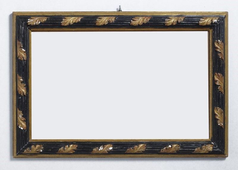 Cornice Artigianale in Stile