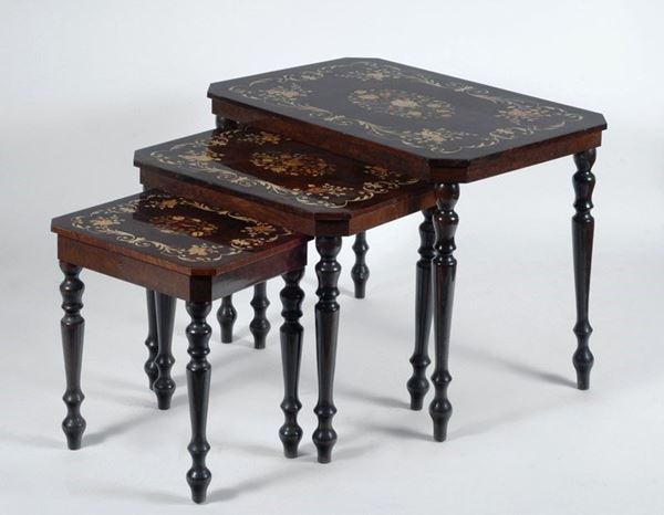 Tre tavolini   - Asta House sale - Da un'importante collezione napoletana - Galleria Pananti Casa d'Aste