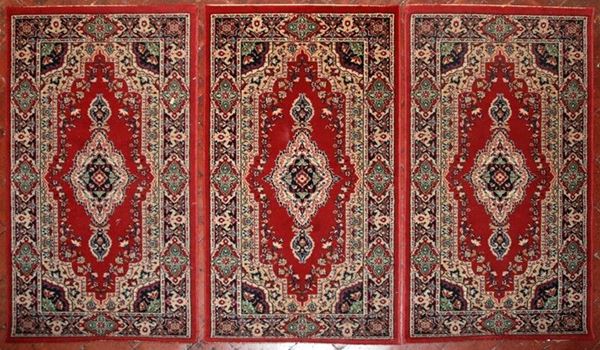 Tre tappeti Shiraz