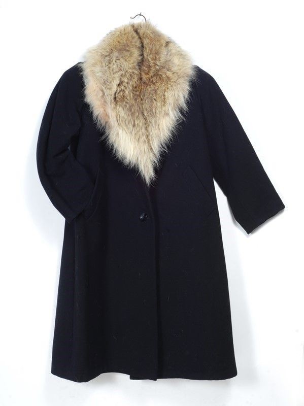 Cappotto con Collo di Coyote