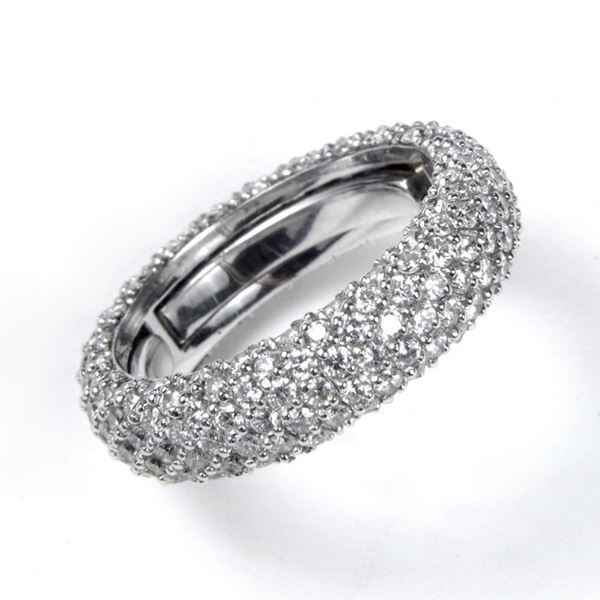 Eternity ring