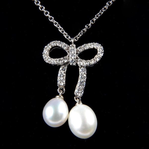 Collana fiocco