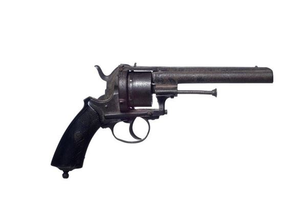 Revolver a spillo