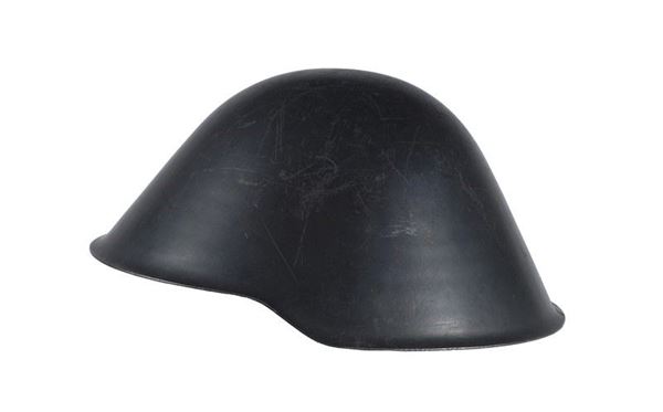 Elmetto  (Europa, XX Sec.)  - Asta ARMI ANTICHE, MILITARIA, LIBRI - Galleria Pananti Casa d'Aste