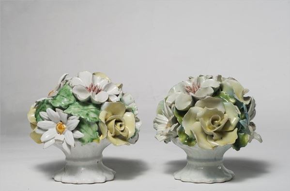 Alzata con fiori   - Auction ARREDI E OGGETTISTICA - Galleria Pananti Casa d'Aste