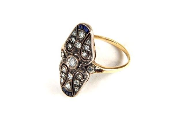 Anello con diamanti taglio brillante e zaffiri
